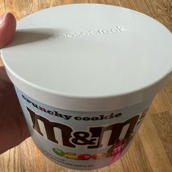 Goose Creek M&M's Crunchy Cookie 3 Wick Candle SOLD OUT - Picture 2 of 7